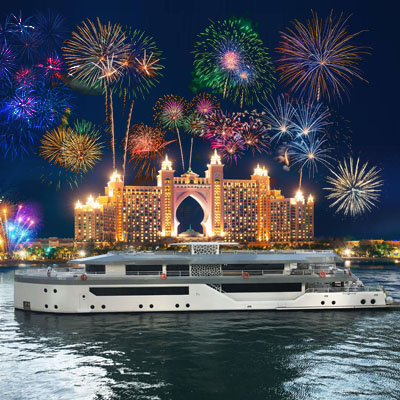 New Year's Luxury Dinner Cruise in Dubai